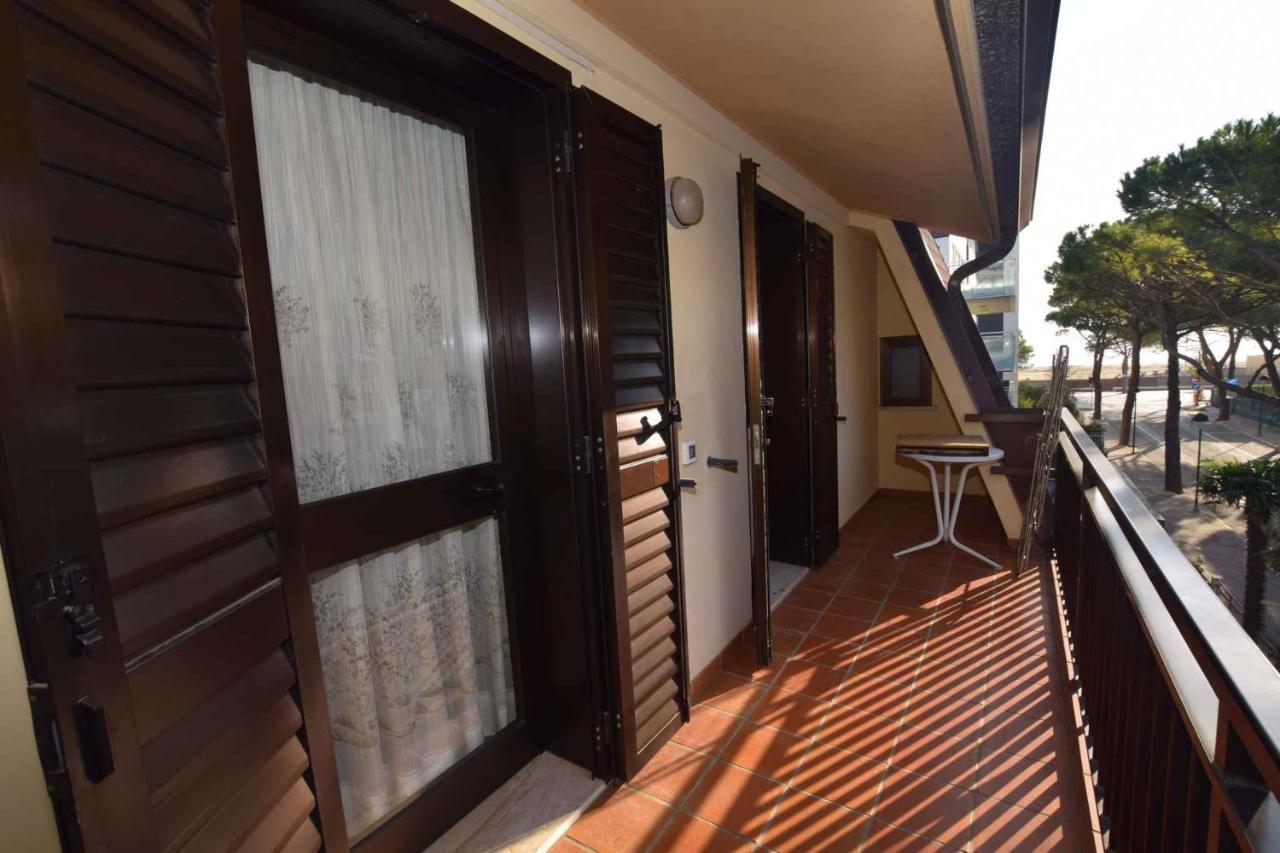 Apartments in Lignano Sabbiadoro 39726 Exterior foto